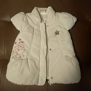 Elmo girls white puffy sleeveless coat
